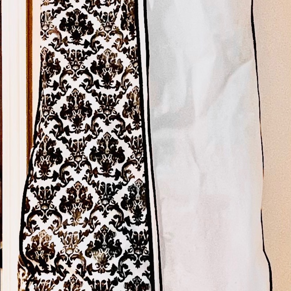 Wedding Dress with Original Bagging. - Picture 6 of 6